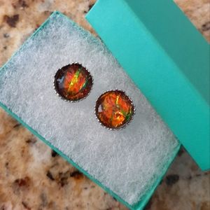 Caramel Stud Earrings